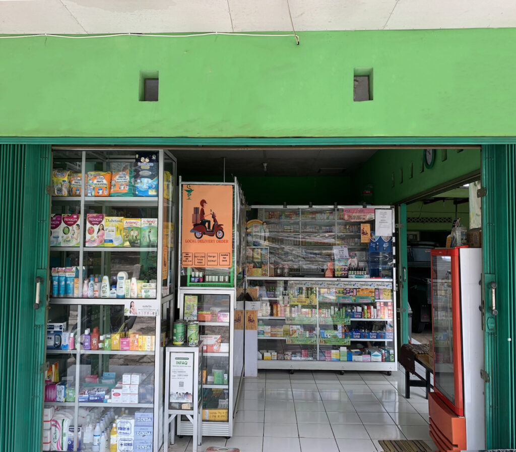 Community pharmacy in Semarang, Indonesia